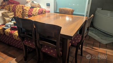 tavolo legno massello allungabile  in noce 