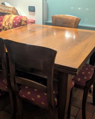 tavolo legno massello allungabile  in noce 