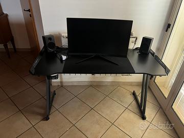 Monitor gaming curvo MSI 27 pollici