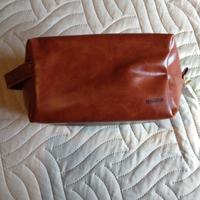 BEAUTY CASE IN FINTA PELLE