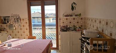 Appartamento di 165 m² con 4 locali e box auto a M