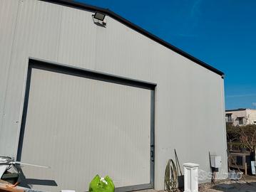 Capannone uso deposito con piazzale