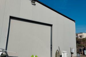 Capannone uso deposito con piazzale