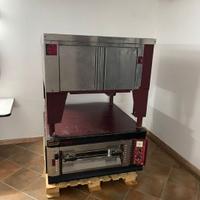 Disponibile forno elettrico per pizzeria