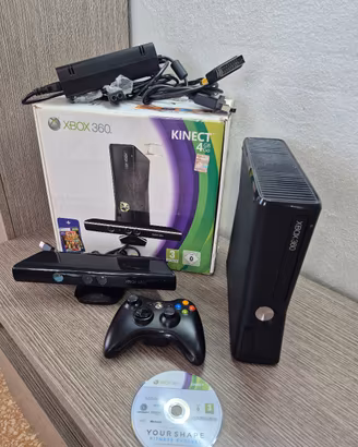 Xbox 360 slim kinect version completa boxata