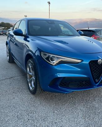 Alfa Romeo Stelvio 2.9 Bi-Turbo V6 510 CV AT8 Quad