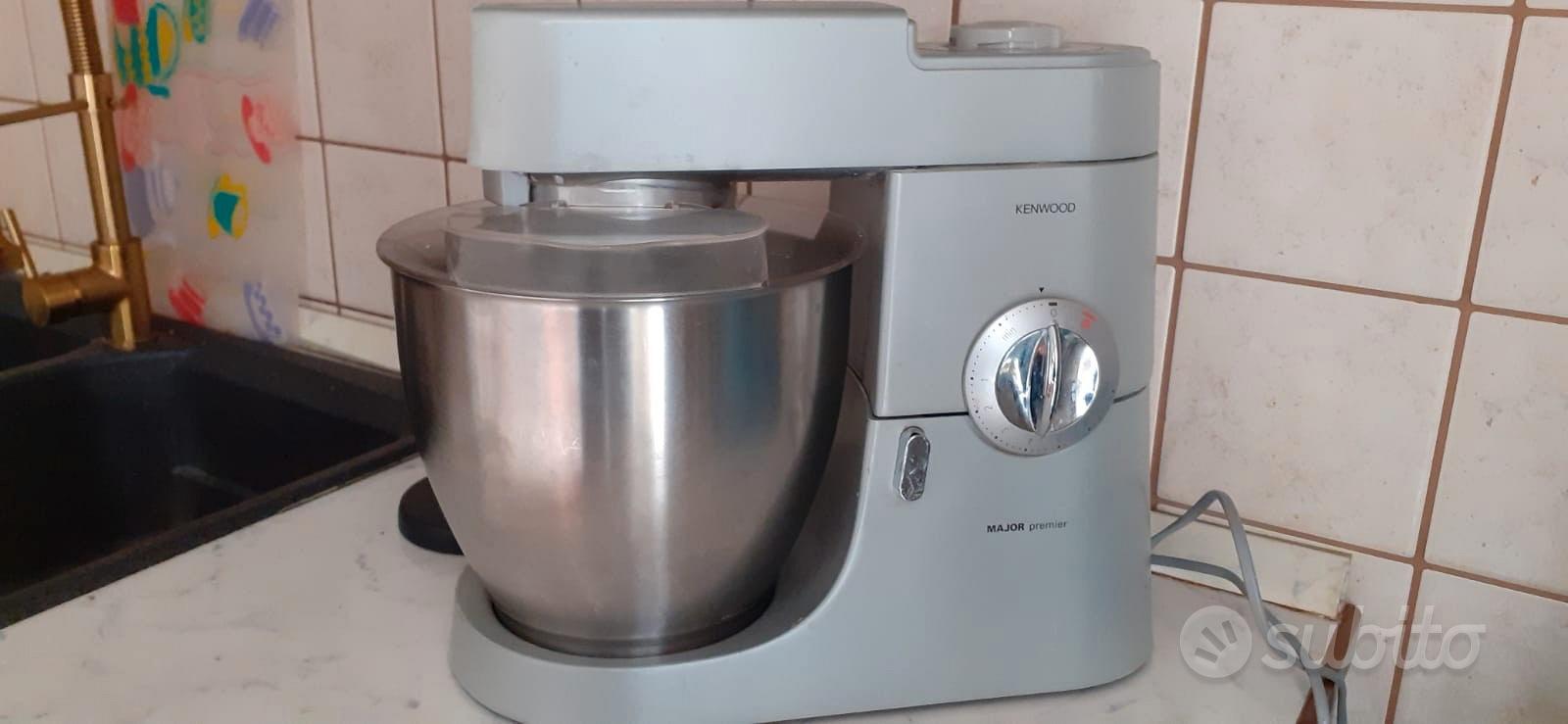 Kenwood Chef Impastatrice/Frullatore/Spremiagrumi - Elettrodomestici In  vendita a Bari