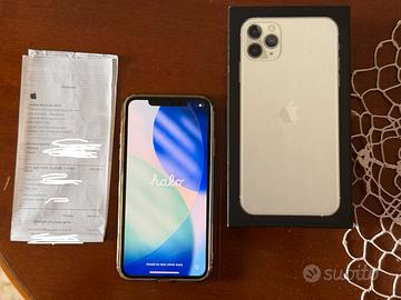 iPhone 11 Pro Max da 64GB color Argento (Bianco)