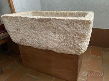 Fioriera in pietra Dolomiti