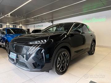 PEUGEOT 3008 1200 HYBRID 145 CV E-DCS6 GT KM0