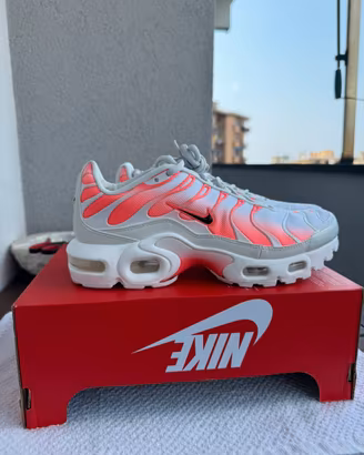 Nike Air Max plus TN GS “hot lava” bianche/rosa 40