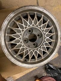 Cerchio vintage da 13 vw