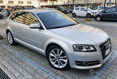 AUDI A3 SPORTBACK 1.6 TDI S-Line S-Tronic 77KW/105