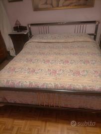 Letto matrimoniale 