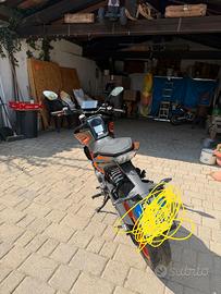 Moto 125 KTM DUKE