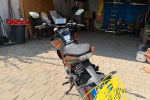 Moto 125 KTM DUKE