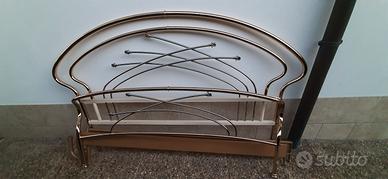 Struttura letto matrimoniale in ottone