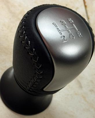 Pomello  cambio in  pelle toyota Yaris originale