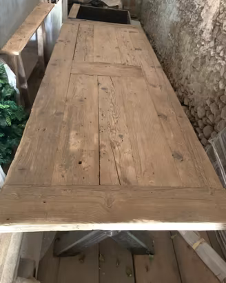 Tavolo portone antico con base in ferro