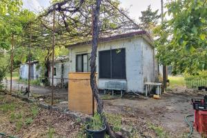 Fabbricato con terreno a Piedimonte Etneo
