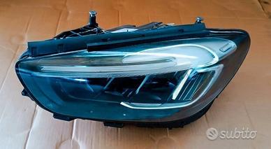 Faro anteriore sinistro Mercedes Benz classe B