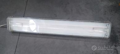 plafoniera soffitto con doppio neon