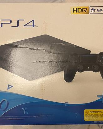 PS4 slim nera 500gb un joystik+un gioco