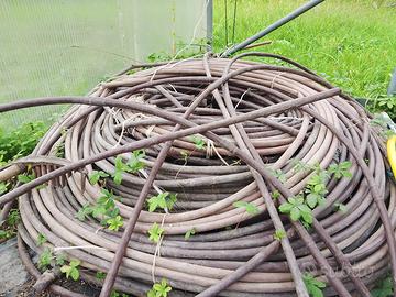 tubo gocciolante per irrigazione