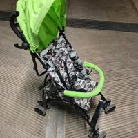 Passeggino Joycare maneggevole e leggero