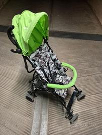 Passeggino Joycare maneggevole e leggero