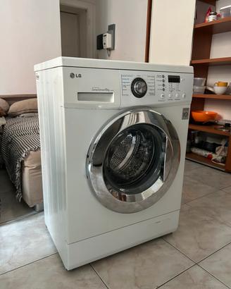 Lavatrice LG Inverter Direct Drive 6 kg