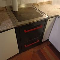 ZAMBONI STUFA A LEGNA