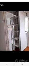 Cabina armadio a ripiani