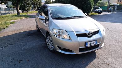 Toyota Auris 2009