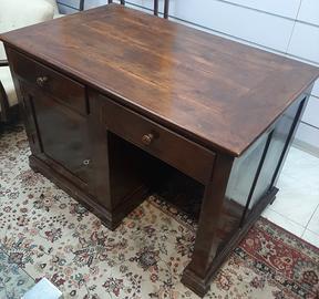 scrivania antica L130xP60xH80cm circa. lucidata