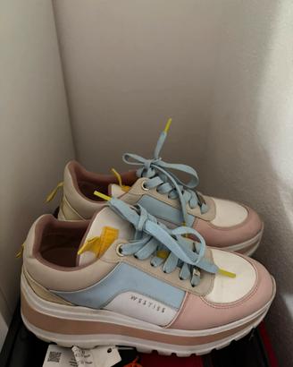 Sneakers platform