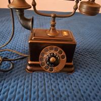 Telefono antico