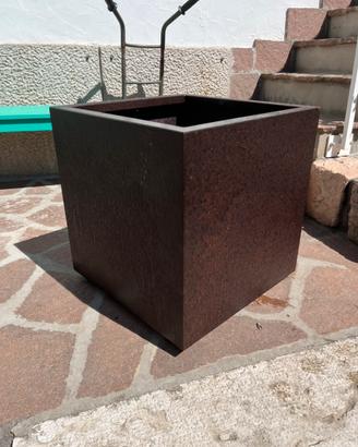 Vaso fioriera grande in Corten
