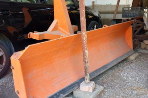 Lama livellatrice per terra e neve