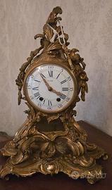orologio da appoggio in bronzo dorato  La Vallè