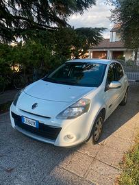 Renault Clio 2011 bianca - benzina