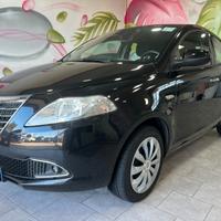 Lancia Ypsilon 1.2 69 CV 5 porte S&S Gold