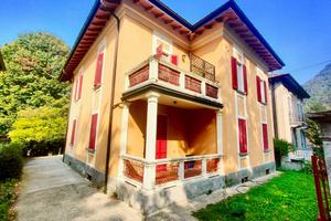 Appartamento a Laveno Mombello