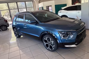 Kia Niro Tri-Fuel 1.6 GDi DCT HEV GPL Evolution