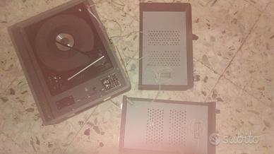 Giradischi a valigia