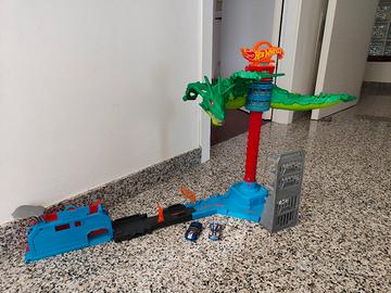 Hot Wheels attacco aereo del dragone 