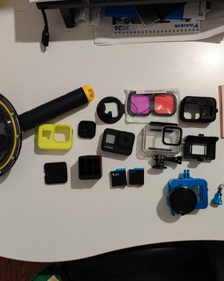 GoPro Hero8 Black + accessori 