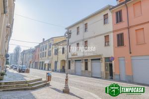 Casa indipendente in provincia di Piacenza