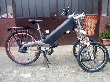 Triciclo elettrico