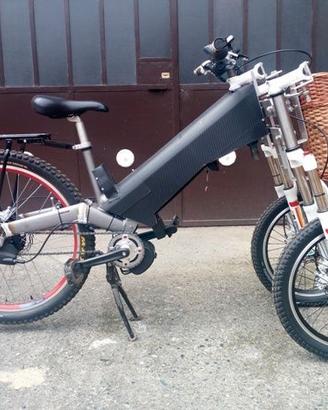 Triciclo elettrico